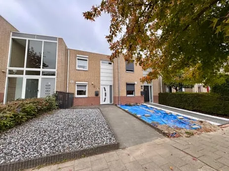 Huurwoning: Mgr. Feronlaan 116 in Hoensbroek - €1.195 per maand - 76m²