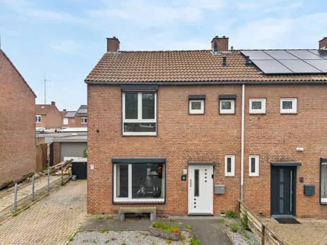 Hoekwoning te koop: Mgr. Hanssenlaan 38, Nieuw Lotbroek-Noord Hoensbroek