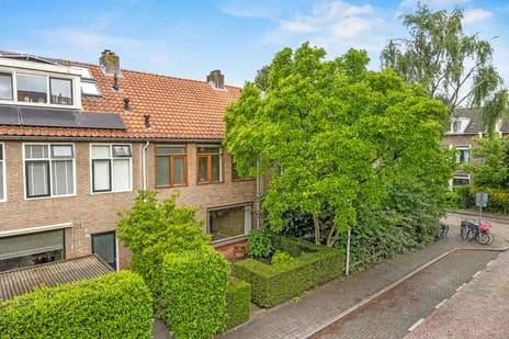 Tussenwoning te koop: Mgr. Nolenslaan 31, Elsrijk West Amstelveen