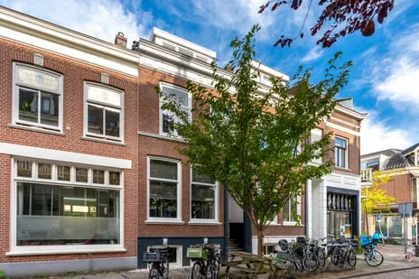 Tussenwoning te koop: Mgr. van de Weteringstraat 78, Buiten Wittevrouwen Utrecht