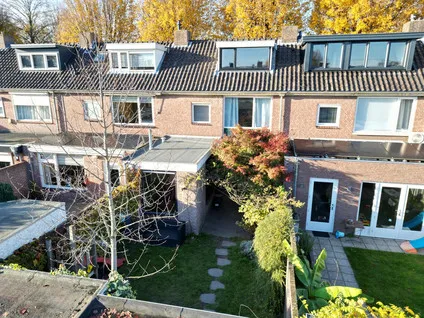 Tussenwoning te koop: Mgr. Zwijsenstraat 80, Hoge Akker Best