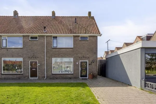 Hoekwoning te koop: Mgr Cornelis Veermanlaan 35, Volendam-Bloemenbuurt Volendam