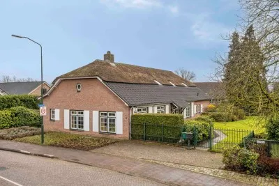 Vrijstaande woning te koop: Midbuulweg 2, Budel Budel