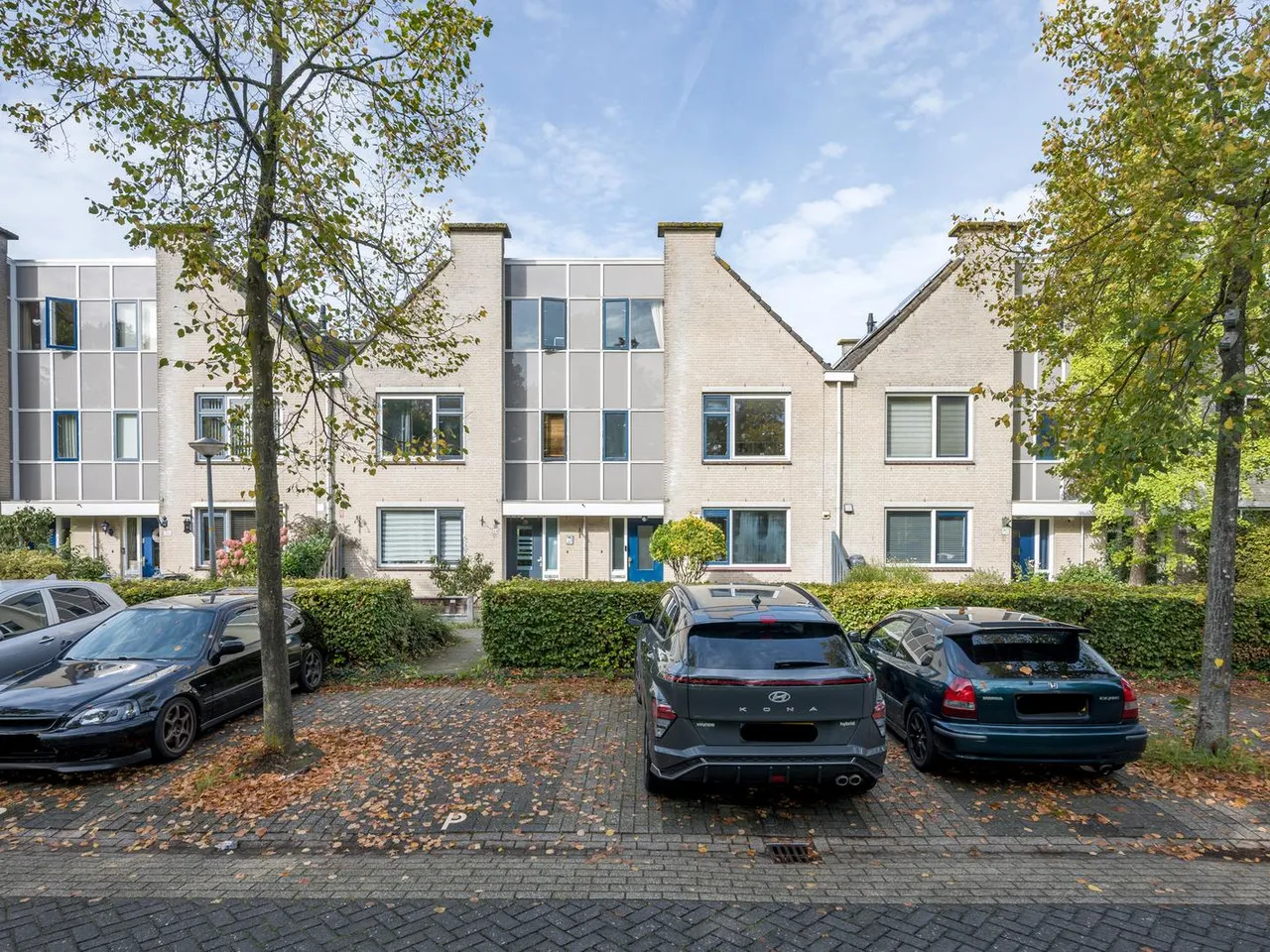 Tussenwoning te koop: Middachtenlaan 46, Almere