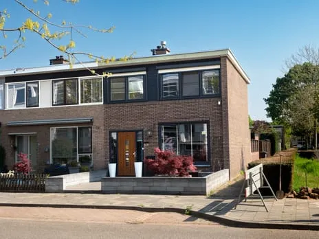 Hoekwoning te koop: Middachtenstraat 70, Hatert Nijmegen