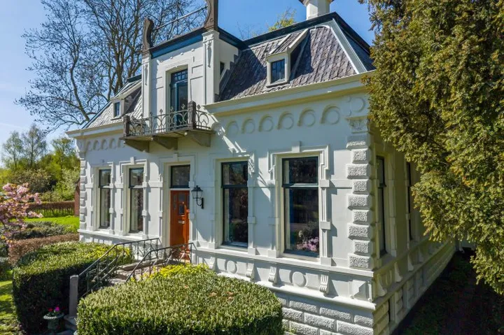 Vrijstaande woning te koop: Middelberterweg 30, Middelbert Groningen