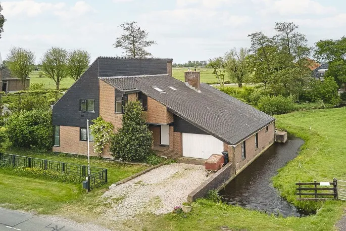 Vrijstaande woning te koop: Middelie 72, Middelie Middelie