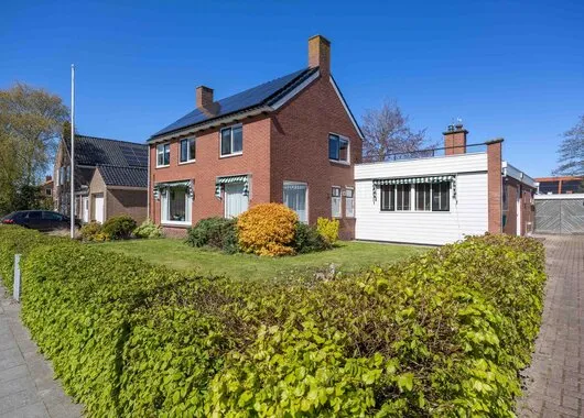 Vrijstaande woning te koop: Middellaan 3, Grootegast