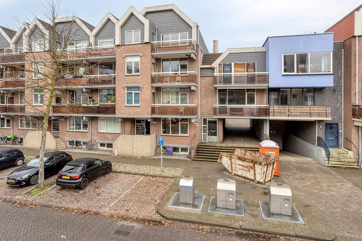 Appartement te koop: Middellaan 358, Breda