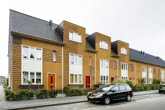 Hoekwoning te huur: Middellandse Zee 54, De Bron-Zuid Amersfoort