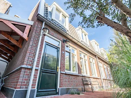 Tussenwoning te koop: Middelstegracht 147, Pancras-Oost Leiden