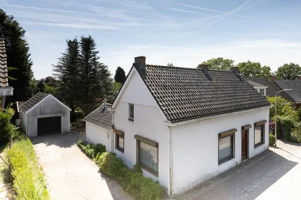 Vrijstaande woning te koop: Middelstraat 6, Verspreide huizen ten oosten van Ossendrecht Ossendrecht