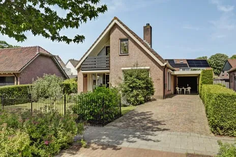 Vrijstaande woning te koop: Middelvaart 48, Woudrichem zuid Woudrichem