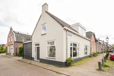 Hoekwoning te koop: Middelweg 10, Asperen Oude Kern Asperen