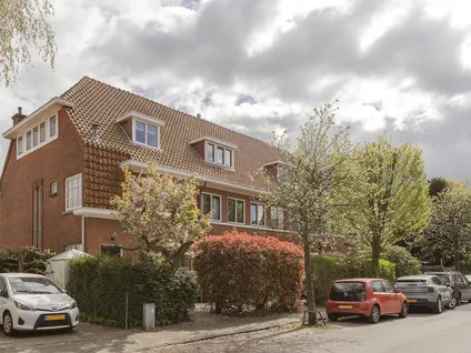 Hoekwoning te koop: Middelweg 10, Wassenaar