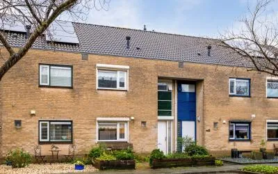 Terraced house for sale: Middelweide 42, Zaltbommel Spellewaard Zaltbommel