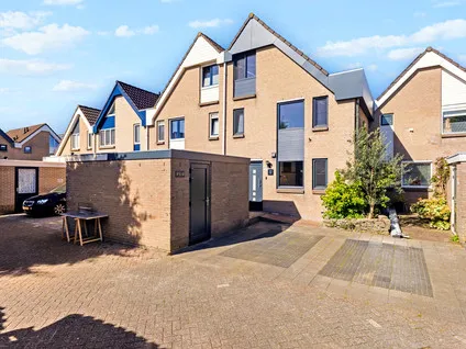 Tussenwoning te koop: Middelzand 4514, Middelzand Julianadorp