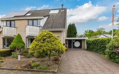 Twee-onder-één-kap te koop: Midden Enkweg 14, Sprengenbos Apeldoorn