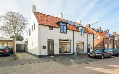 Twee-onder-één-kap te koop: Middenlaan 18, Slotjes-Midden Oosterhout