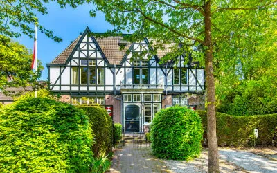 Vrijstaande woning te koop: Middenlaan 4, Schimmellaan Bussum