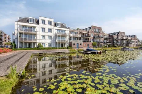 Appartement te koop: Middenoever 48, Roelofarendsveen Roelofarendsveen
