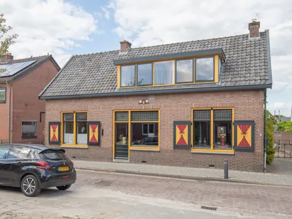 Twee-onder-één-kap te koop: Middenstraat 36, De Grift Woudenberg
