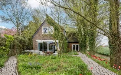 Vrijstaande woning te koop: Middenweg 20, Breezand