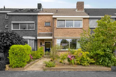 Tussenwoning te koop: Middenweg 316, Schildersbuurt Zuid Heerhugowaard
