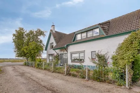 Vrijstaande woning te koop: Middenweg 5, Verspreide huizen IJzendijke Biervliet (Gem. Sluis)