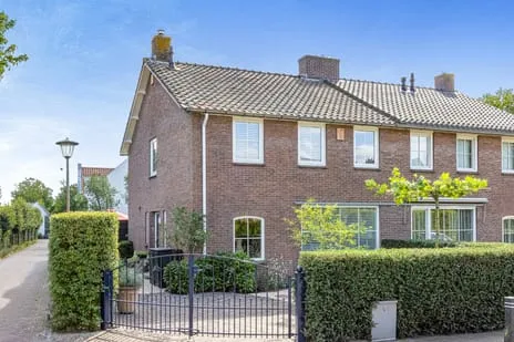 Twee-onder-één-kap te koop: Middenweg 5, Blaricum-Dorp Blaricum