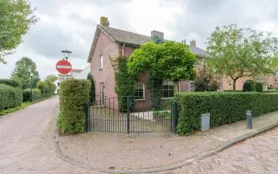 Twee-onder-één-kap te koop: Middenweg 5, Blaricum-Dorp Blaricum