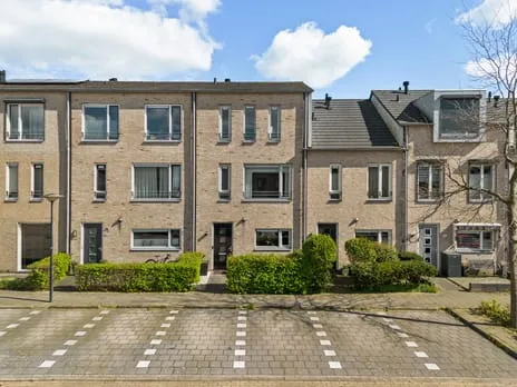 Tussenwoning te koop: Midgard 62, De Ladder Noord Beverwijk