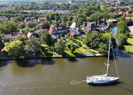 Twee-onder-één-kap te koop: Midlumerlaan 77, De Spiker en het industrieterrein Hermes Harlingen