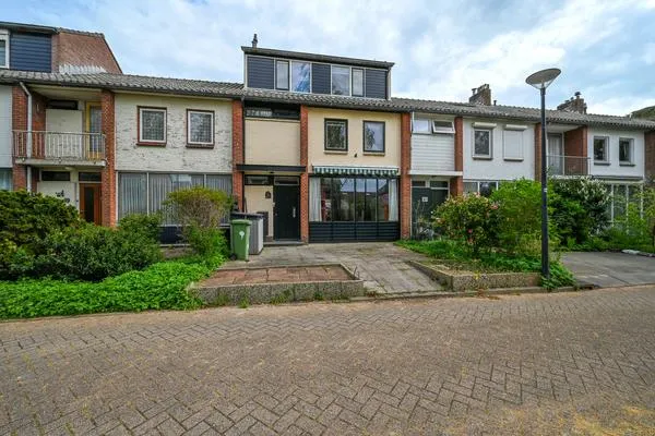 Tussenwoning te koop: Midrethstraat 81, Proostdijland Mijdrecht