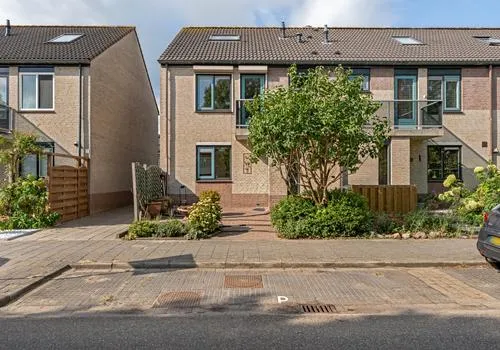 Hoekwoning te koop: Miep Gieslaan 15, Klapwijk Pijnacker