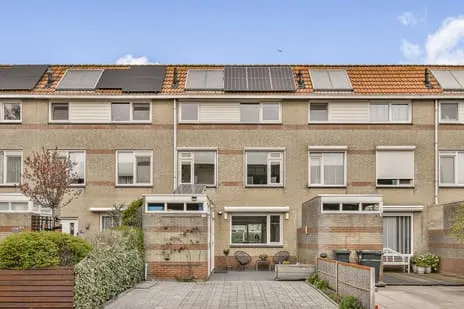 Tussenwoning te koop: Mieriksveld 21, De Velden Schiedam