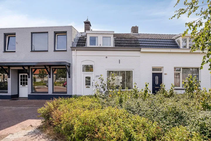 Tussenwoning te koop: Mierloseweg 209, Kroon Helmond
