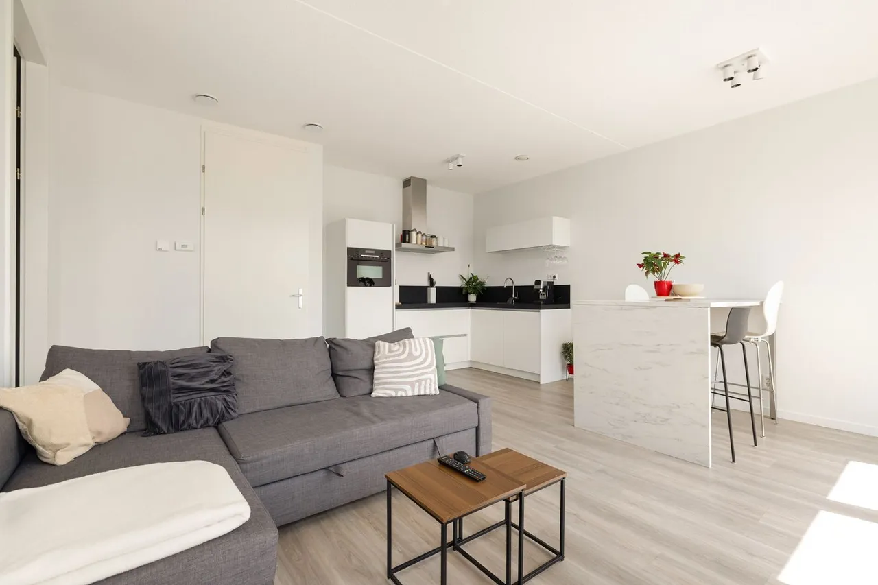 Appartement te koop: Mies van der Rohestraat 81, Hoofddorp