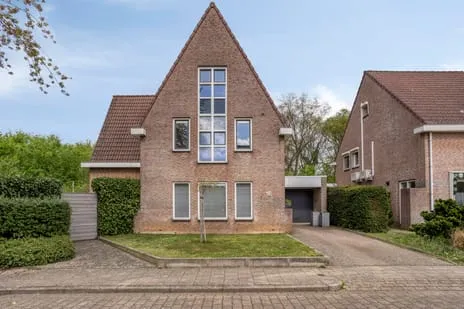 Vrijstaande woning te koop: Mies van der Rohestraat 16, Parkheide Landgraaf