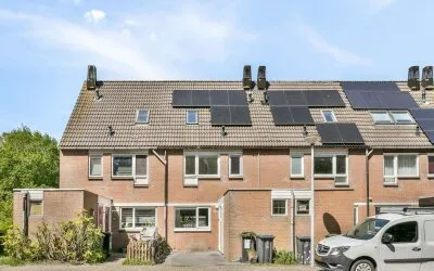 Tussenwoning te koop: Mijehof 290, Holendrecht-Oost Amsterdam