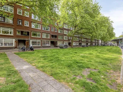 Appartement te koop: Mijnsherenlaan 142C, Tarwewijk Rotterdam
