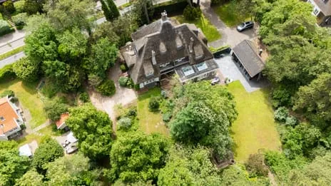 Twee-onder-één-kap te koop: Militairenweg 5, Overveen Overveen