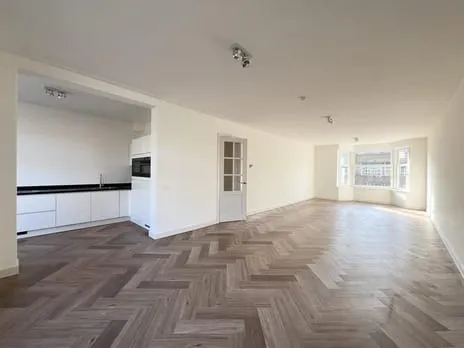 Appartement te huur: Milletstraat 50-3, Minervabuurt-Zuid Amsterdam