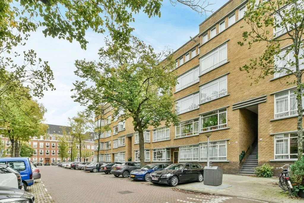 Appartement te huur: Milletstraat, Amsterdam