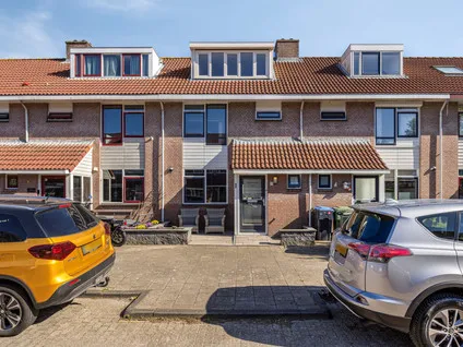 Tussenwoning te koop: Mimi Boesnachstraat 34, Schenkwijk Leiden