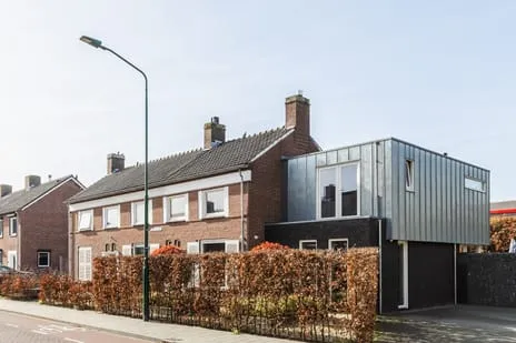 Twee-onder-één-kap te koop: Min. Aalberselaan 2, Centrum Dongen