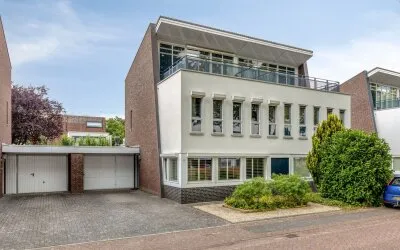 Tussenwoning te koop: Mina Krusemanstraat 29, St. Antoniusveld Venray