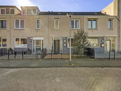 Tussenwoning te koop: Mina Krusemanstraat 36, Maaswijk-Zuidwest Spijkenisse