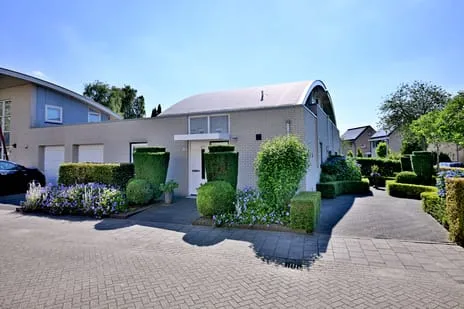 Tussenwoning te koop: Mina Krusemanlaan 7, Swormink Deventer