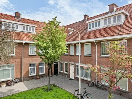 Tussenwoning te koop: Minckelersstraat 68, Noordpolderbuurt 'S-Gravenhage